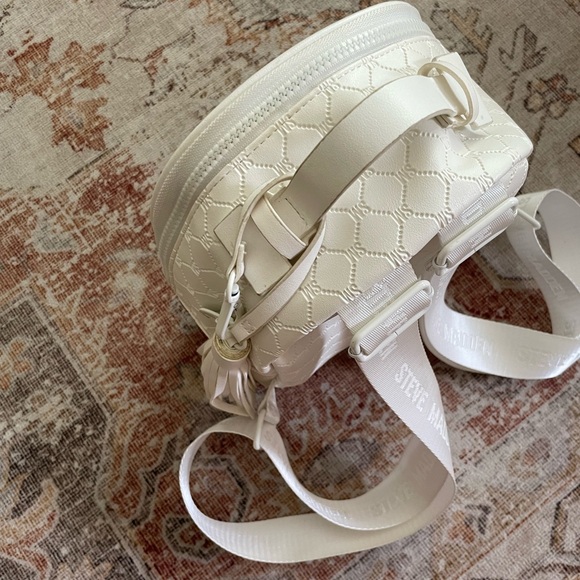 Steve Madden mini quilted backpack purse - Picture 6 of 8